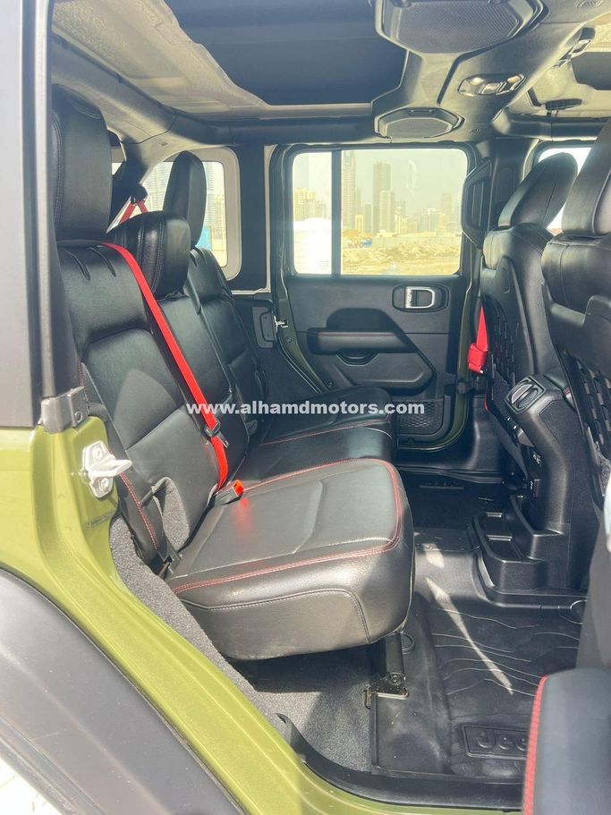 Used Jeep Wrangler IV (JL), 3.6 l, 2020 in Dubai by Alhamd Motors, Green color. Other | AUTO.AE