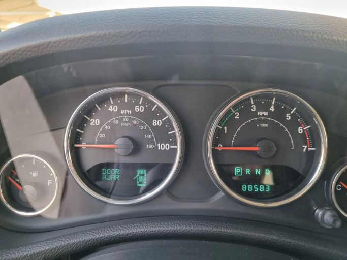 Подержанный Jeep Wrangler III (JK), 3.8 л, 2011 в Дубае от Saeed Auto Красный цвет. Японская | AUTO.AE