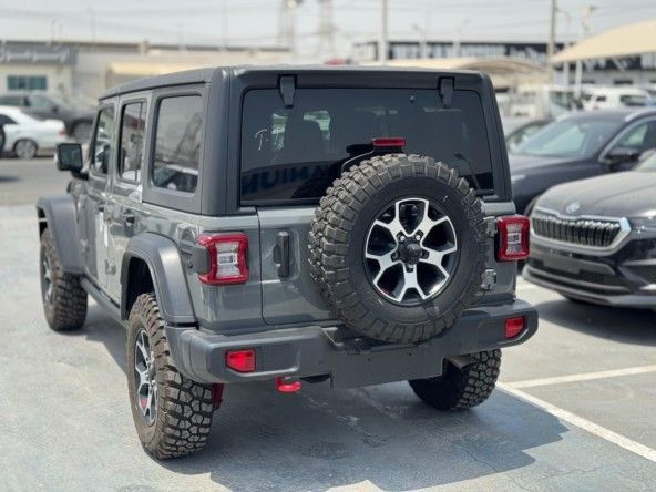Новый Jeep Wrangler IV (JL), 2.0 л, 2022 в Дубае от Titanum Cars Серый цвет. Other | AUTO.AE