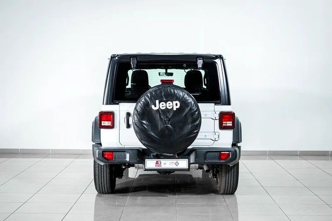 Подержанный Jeep Wrangler IV (JL), 3.6 л, 2023 в Дубае от AG Motors Белый цвет. GCC | AUTO.AE