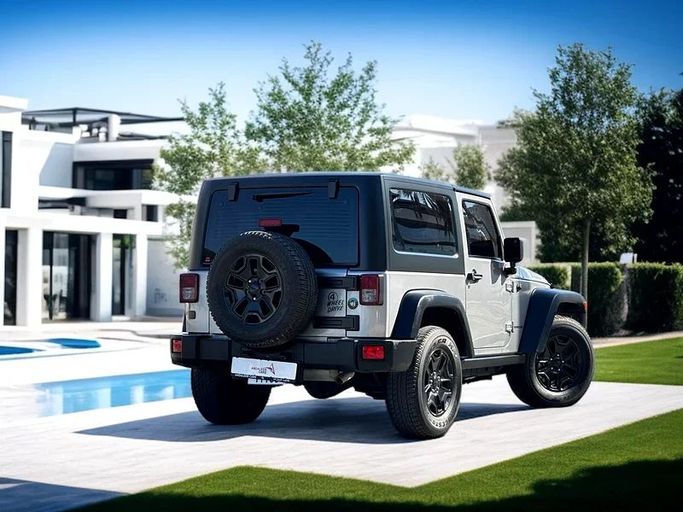 Подержанный Jeep Wrangler III (JK), 3.6 л, 2017 в Дубае от Andaleeb Cars Серый цвет. GCC | AUTO.AE