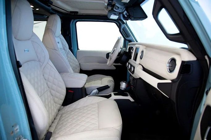 مستعملة Jeep Wrangler IV (JL), 6.4 l, 2022 في في دبي من Exotic Cars، اللون أزرق. مواصفات الخليج | AUTO.AE