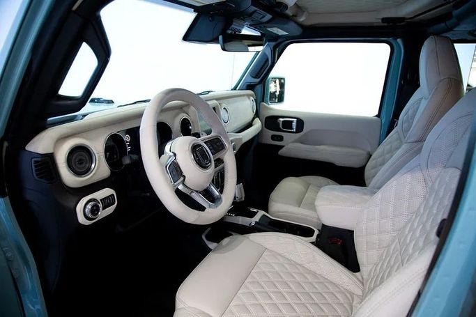 مستعملة Jeep Wrangler IV (JL), 6.4 l, 2022 في في دبي من Exotic Cars، اللون أزرق. مواصفات الخليج | AUTO.AE