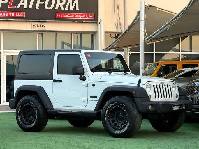 Подержанный Jeep Wrangler III (JK), 3.6 л, 2016 в Дубае от Platform Used Cars Серебристый цвет. GCC | AUTO.AE