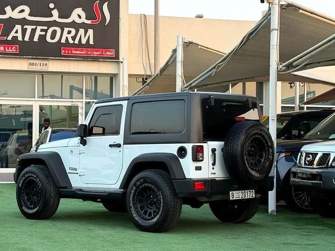 Подержанный Jeep Wrangler III (JK), 3.6 л, 2016 в Дубае от Platform Used Cars Серебристый цвет. GCC | AUTO.AE