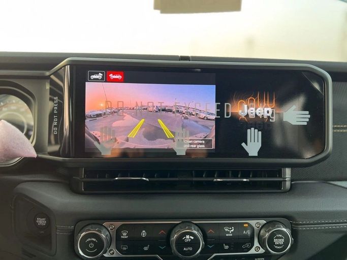 Новый Jeep Wrangler IV (JL) Рестайлинг, 6.4 л, 2025 в Дубае от Al Rawnaq Motors  Серый цвет. GCC | AUTO.AE