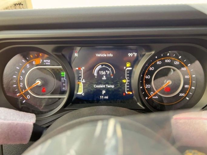 Новый Jeep Wrangler IV (JL) Рестайлинг, 6.4 л, 2025 в Дубае от Al Rawnaq Motors  Зеленый цвет. GCC | AUTO.AE