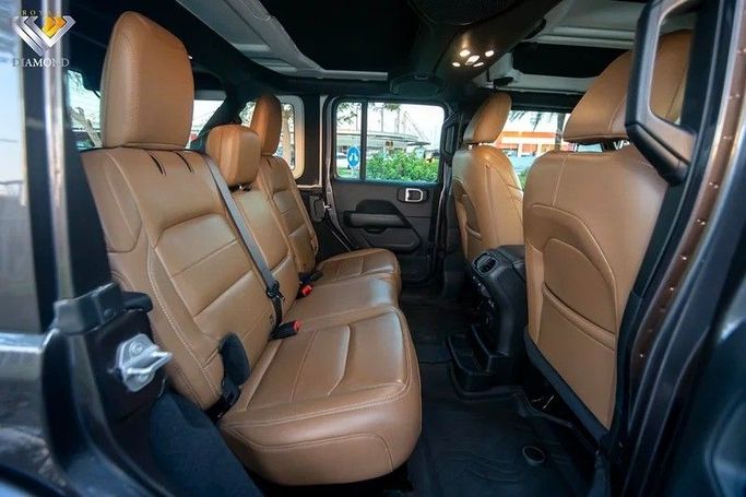 Used Jeep Wrangler IV (JL), 3.6 l, 2022 in Dubai by Royal Diamond Motors, Silver color. GCC Specs | AUTO.AE