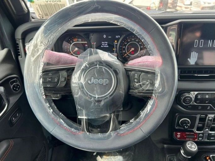 Новый Jeep Wrangler IV (JL) Рестайлинг, 3.6 л, 2024 в Дубае от Al Rawnaq Motors  Серый цвет. GCC | AUTO.AE