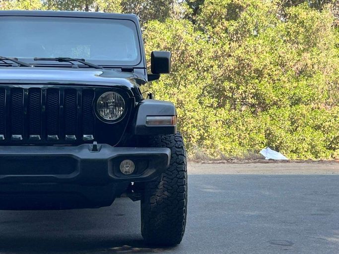 Подержанный Jeep Wrangler IV (JL), 3.6 л, 2021 в Дубае от Prestige Motos (SHJ) Черный цвет. Американская | AUTO.AE