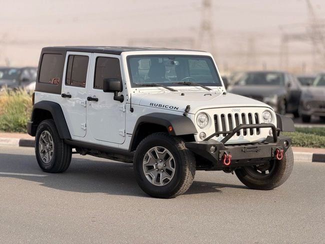 Подержанный Jeep Wrangler III (JK), 3.6 л, 2018 в Дубае от GHAZNI MOTORS Белый цвет. Американская | AUTO.AE | Объявление #259113