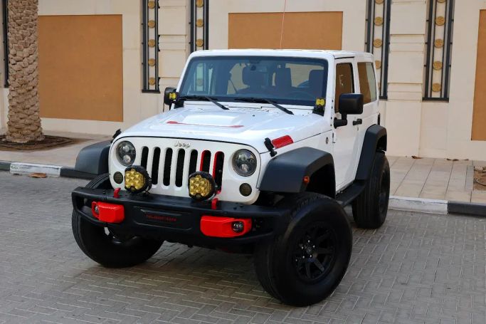 Used Jeep Wrangler III (JK), 3.6 l, 2016 in Dubai by AL MARWA CARS, White color. GCC Specs | AUTO.AE | Listing #266042