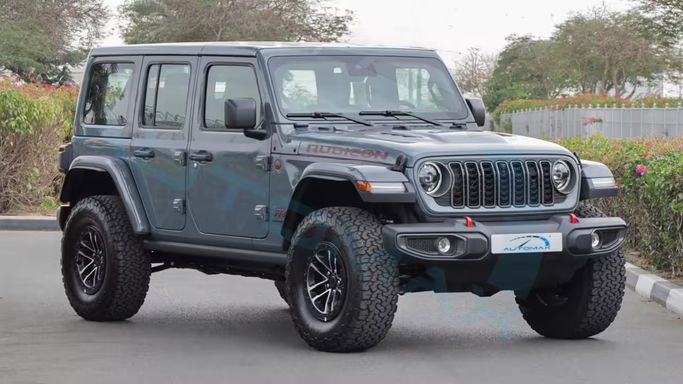 Новый Jeep Wrangler IV (JL) Рестайлинг, 2.0 л, 2026 в Дубае от Automax® Серый цвет.  | AUTO.AE | Объявление #268427