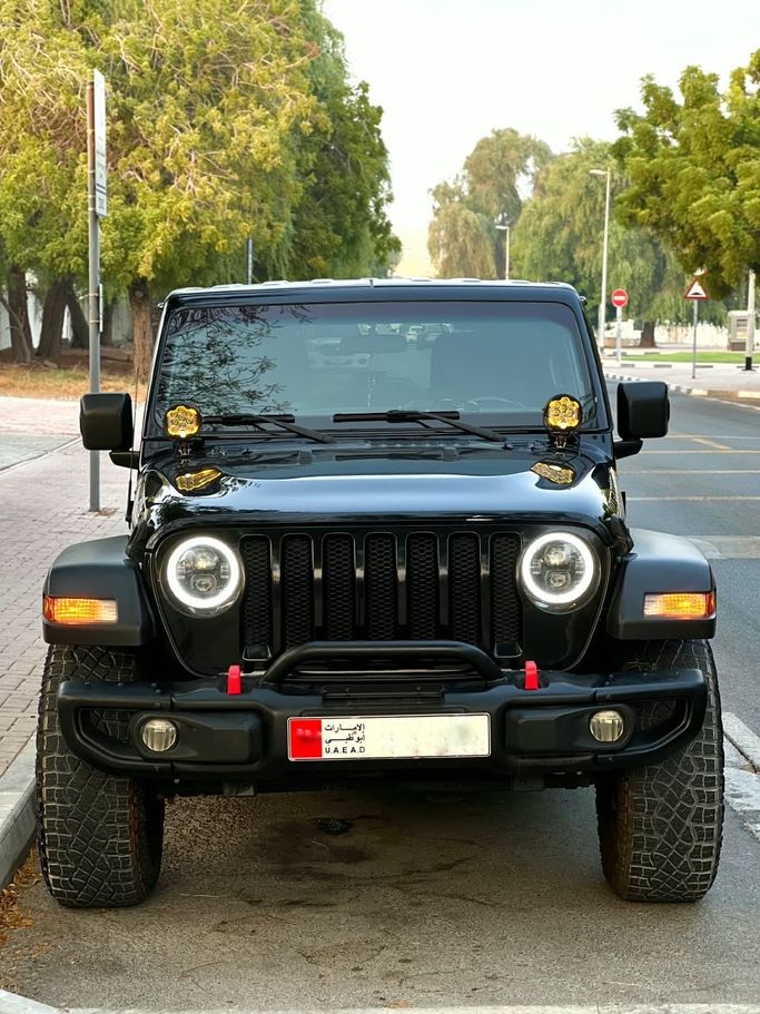Used Jeep Wrangler IV (JL), 2.0 l, 2020 in UAE, Dubai, Black color. American Specs | AUTO.AE | Listing #295592