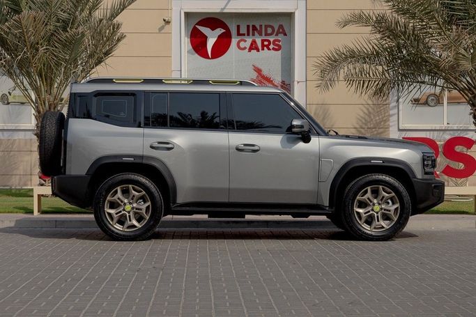 Подержанный Jetour T2, 2.0 л, 2023 в Дубае от Linda Cars Серый цвет. Китайская | AUTO.AE