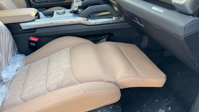 Новый Jetour T2, 2.0 л, 2025 в Дубае от MENAMOTORS Серебристый цвет. Other | AUTO.AE