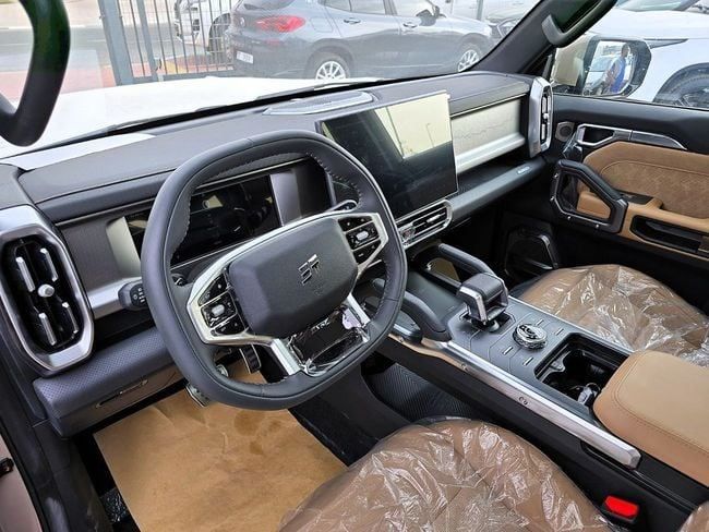 Новый Jetour T2, 2.0 л, 2025 в Дубае от Soltan Auto Бежевый цвет. Китайская | AUTO.AE