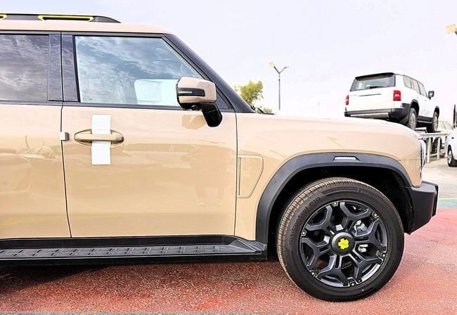 Новый Jetour T2, 2.0 л, 2025 в Дубае от Soltan Auto Бежевый цвет. Китайская | AUTO.AE