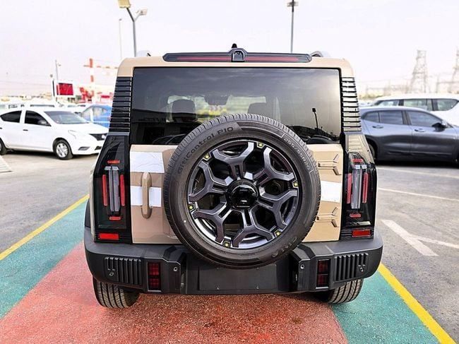 Новый Jetour T2, 2.0 л, 2025 в Дубае от Soltan Auto Бежевый цвет. Китайская | AUTO.AE