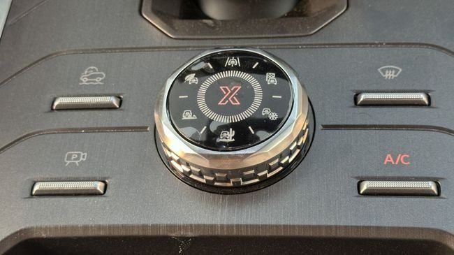 New Jetour T2, 2.0 l, 2025 in Dubai by Falcons GT Motors FZCO, Black color. Chinese Specs | AUTO.AE