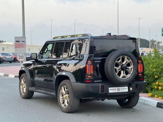 Новый Jetour T2, 2.0 л, 2024 в Дубае от Drivenchy Motors Черный цвет. Китайская | AUTO.AE