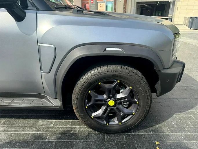 Подержанный Jetour T2, 2.0 л, 2024 в Дубае от Nice Cars Motos Серый цвет. Китайская | AUTO.AE