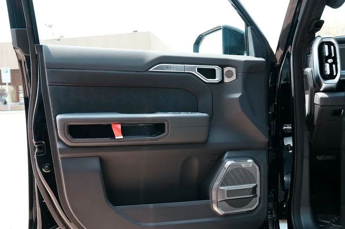 Новый Jetour T2, 2.0 л, 2024 в Дубае от 8 Ba Motors Черный цвет. Китайская | AUTO.AE