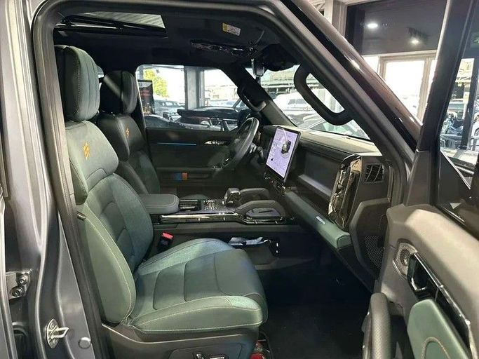 Подержанный Jetour T2, 2.0 л, 2025 в Дубае от Top Line Motors Серебристый цвет. GCC | AUTO.AE