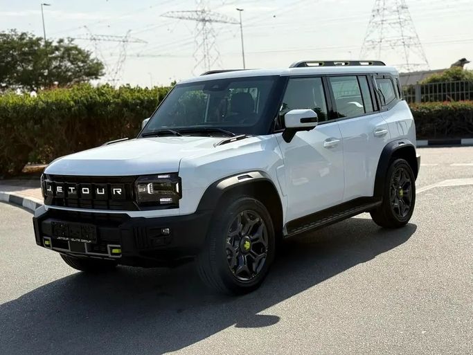 Used Jetour T2, 2.0 l, 2025 in Dubai by First Choice Motors, White color. GCC Specs | AUTO.AE