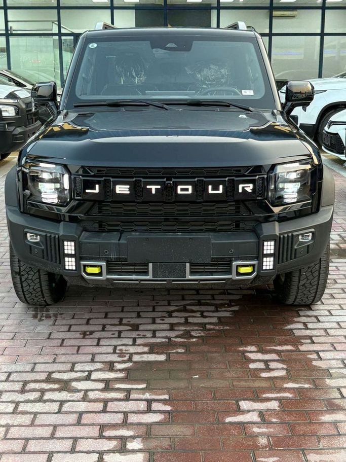 Новый Jetour T2, 2.0 л, 2025 в Дубае от Car Links Motors Trading LLC Черный цвет. Китайская | AUTO.AE