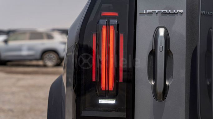 Новый Jetour Traveller, 2.0 л, 2025 в Дубае от Milele Серебристый цвет. Other | AUTO.AE