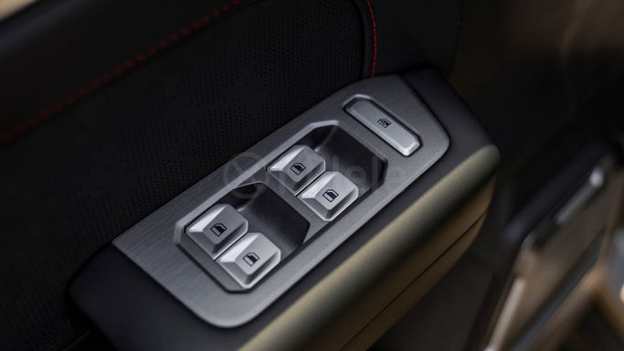 Новый Jetour Traveller, 2.0 л, 2025 в Дубае от Milele Серебристый цвет. Other | AUTO.AE