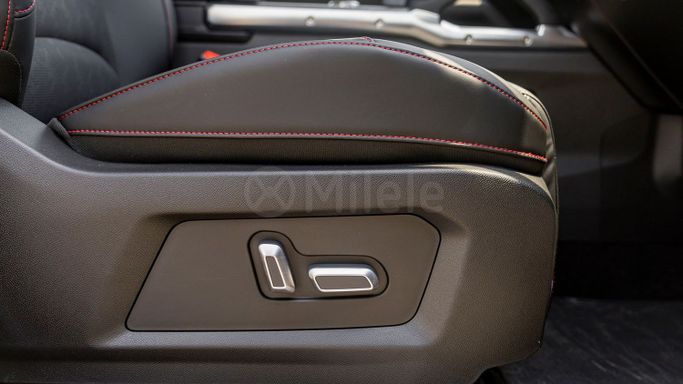 Новый Jetour Traveller, 2.0 л, 2025 в Дубае от Milele Серебристый цвет. Other | AUTO.AE