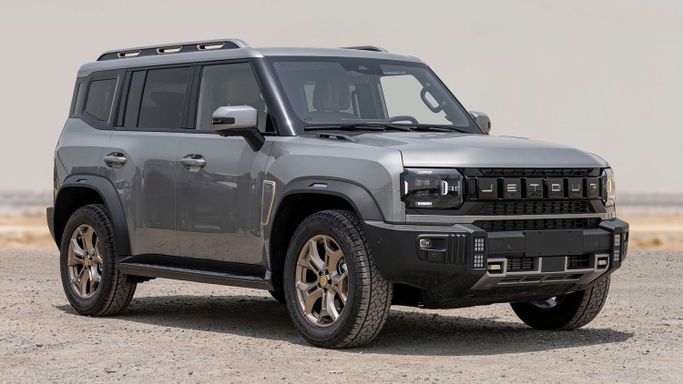 New Jetour Traveller, 2.0 l, 2025 in Dubai by Milele, Silver color. Other | AUTO.AE