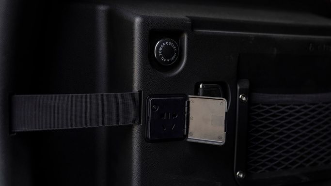 New Jetour Traveller, 2.0 l, 2025 in Dubai by Milele, Silver color. Other | AUTO.AE