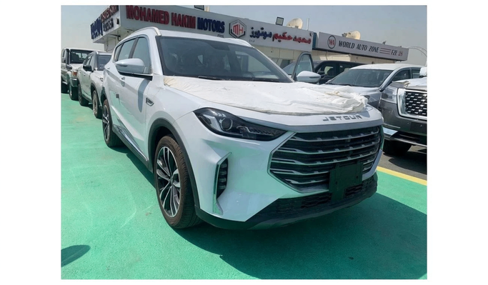 New Jetour X70 PLUS I Facelift, 1.6 l, 2024 in Dubai by Mohamed Hakim Motors, White color. Other | AUTO.AE