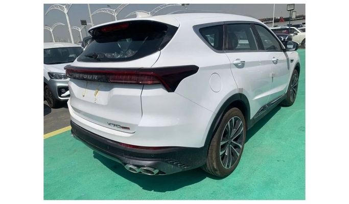 New Jetour X70 PLUS I Facelift, 1.6 l, 2024 in Dubai by Mohamed Hakim Motors, White color. Other | AUTO.AE