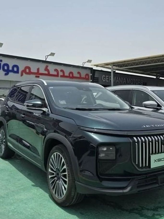 Новый Jetour X90 PLUS, 2.0 л, 2024 в Дубае от Mohamed Hakim Motors Зеленый цвет. GCC | AUTO.AE