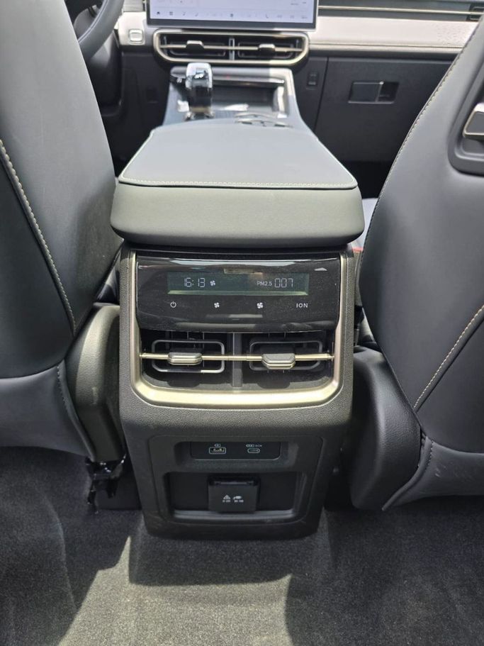 Новый Jetour X90 I, 1.5 л, 2024 в Дубае от Mohamed Hakim Motors Серебристый цвет. GCC | AUTO.AE