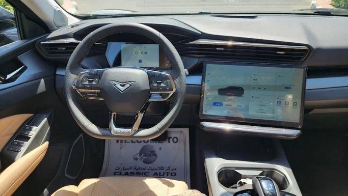 Новый Kaiyi X7 Kunlun, 2.0 л, 2024 в Дубае от Alwan Global Cars Черный цвет. GCC | AUTO.AE