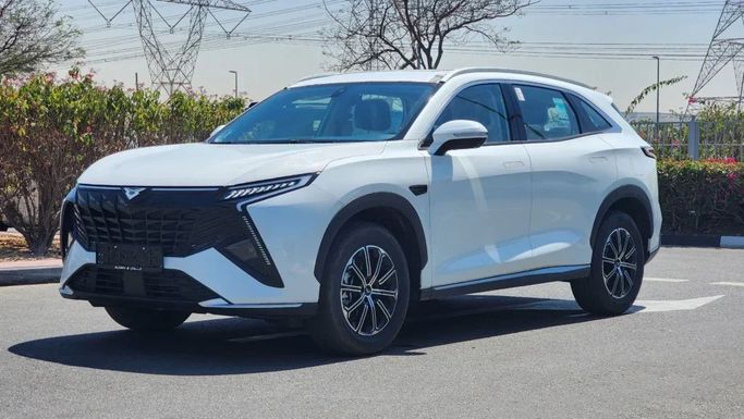 Новый Kaiyi X7 Kunlun, 2.0 л, 2024 в Дубае от Alwan Global Cars Белый цвет. GCC | AUTO.AE