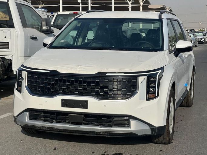 Новый Kia Carnival IV Рестайлинг, 3.5 л, 2025 в Дубае от My Way Motors Белый цвет. GCC | AUTO.AE