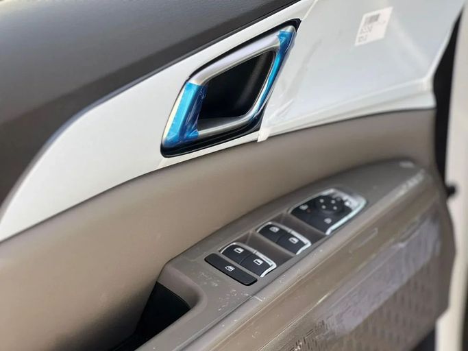 Новый Kia Carnival IV Рестайлинг, 3.5 л, 2025 в Дубае от My Way Motors Белый цвет. GCC | AUTO.AE