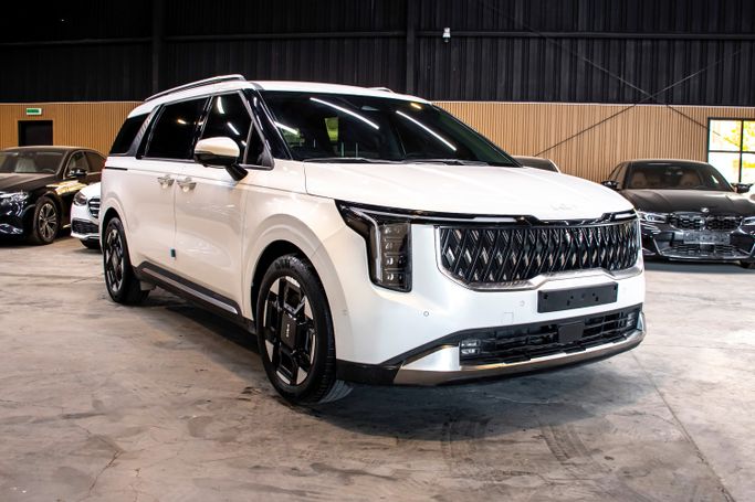 مستعملة Kia Carnival فيس ليفت IV, 3.5 l, 2025 في في الإمارات, دبي من VERONA MOTORS، اللون أبيض. المواصفات الكورية | AUTO.AE | إعلان #274222
