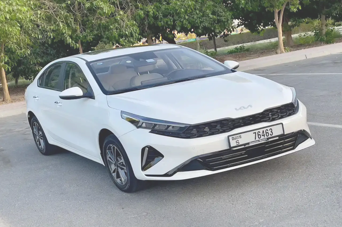 Kia K3 II (السوق الصينية) فيس ليفت الثاني (السوق الصينية), 2024  سيدان للتأجير في في دبي من GOLDEN GEARS RENT CAR LLC، اللون أبيض | AUTO.AE | إعلان #1683