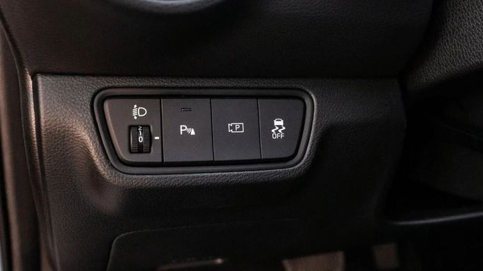 Новый Kia K3 II (China Market) Рестайлинг, 1.5 л, 2024 в Дубае от Altass Motors Белый цвет. Other | AUTO.AE