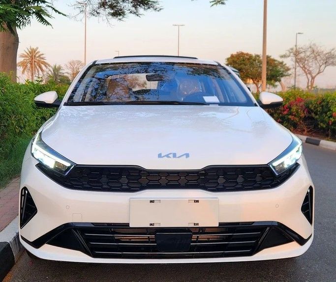 New Kia K3 II (China Market) Facelift, 1.5 l, 2024 in Dubai by Passion Motors, White color. Chinese Specs | AUTO.AE