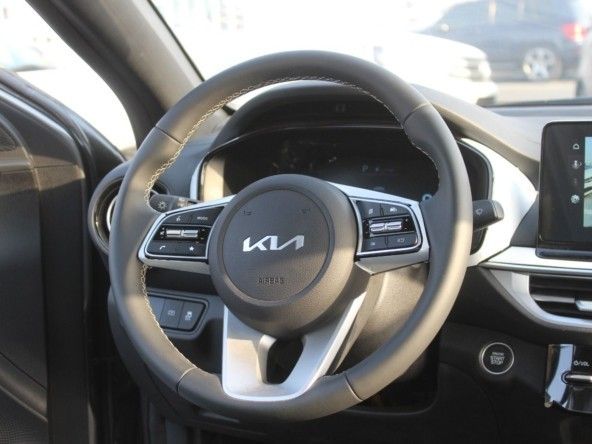 Новый Kia K3 II (China Market) Рестайлинг, 1.5 л, 2023 в Дубае от Titanum Cars Серый цвет. Other | AUTO.AE