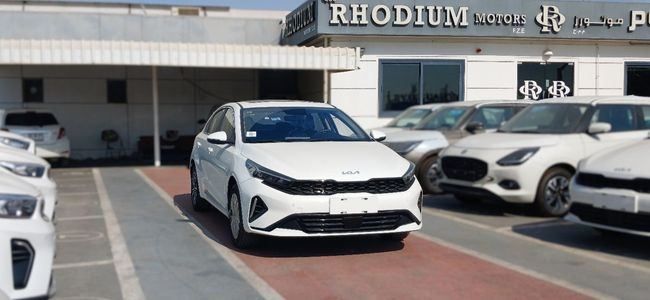 Новый Kia K3 II (China Market) Рестайлинг, 1.5 л, 2025 в Дубае от Rhodium Motors FZE Белый цвет. Китайская | AUTO.AE