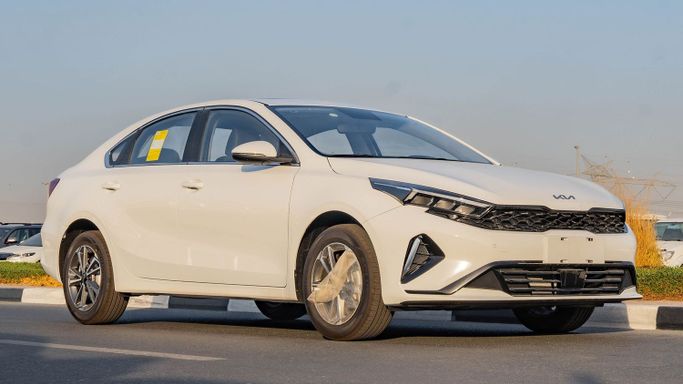 Новый Kia K3 II (China Market) Рестайлинг, 1.5 л, 2025 в Дубае от CGM Auto Белый цвет.  | AUTO.AE | Объявление #253989